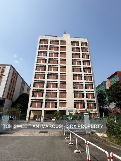 51 TANNERY LANE (D13), Warehouse #611304751